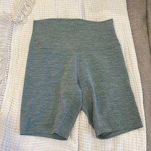 Lululemon Bike Short 8"